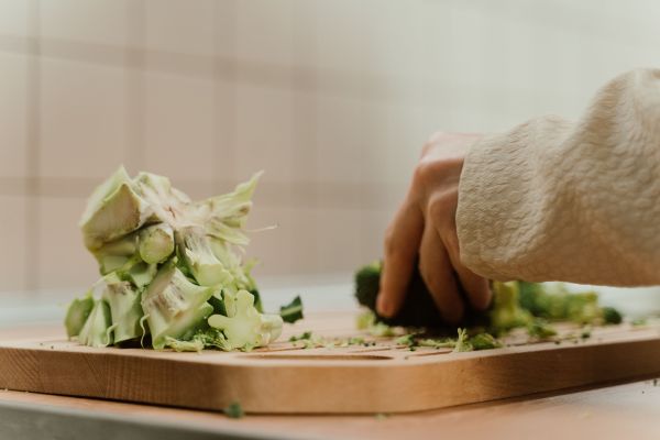 Quali sono i vantaggi dei taglieri in legno?